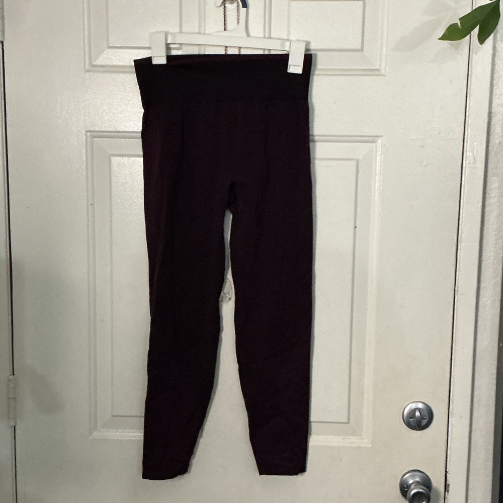 PINK Victoria's Secret Kids Leggings in Deep Plum